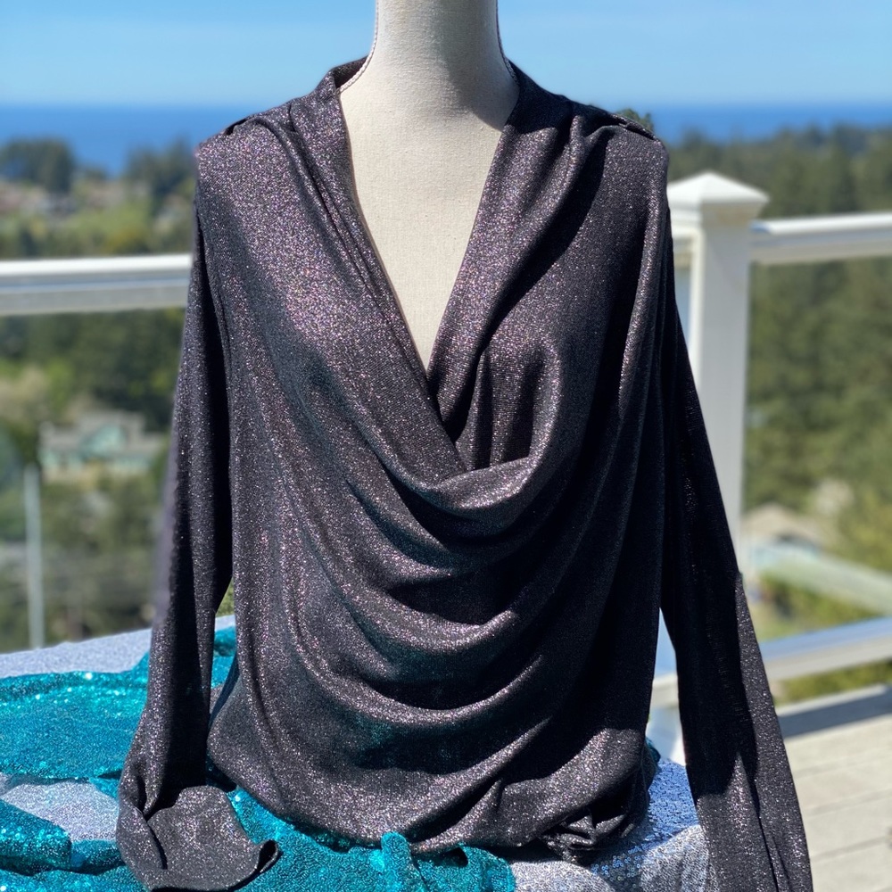 Umgee Long Sleeve Metallic Blouse